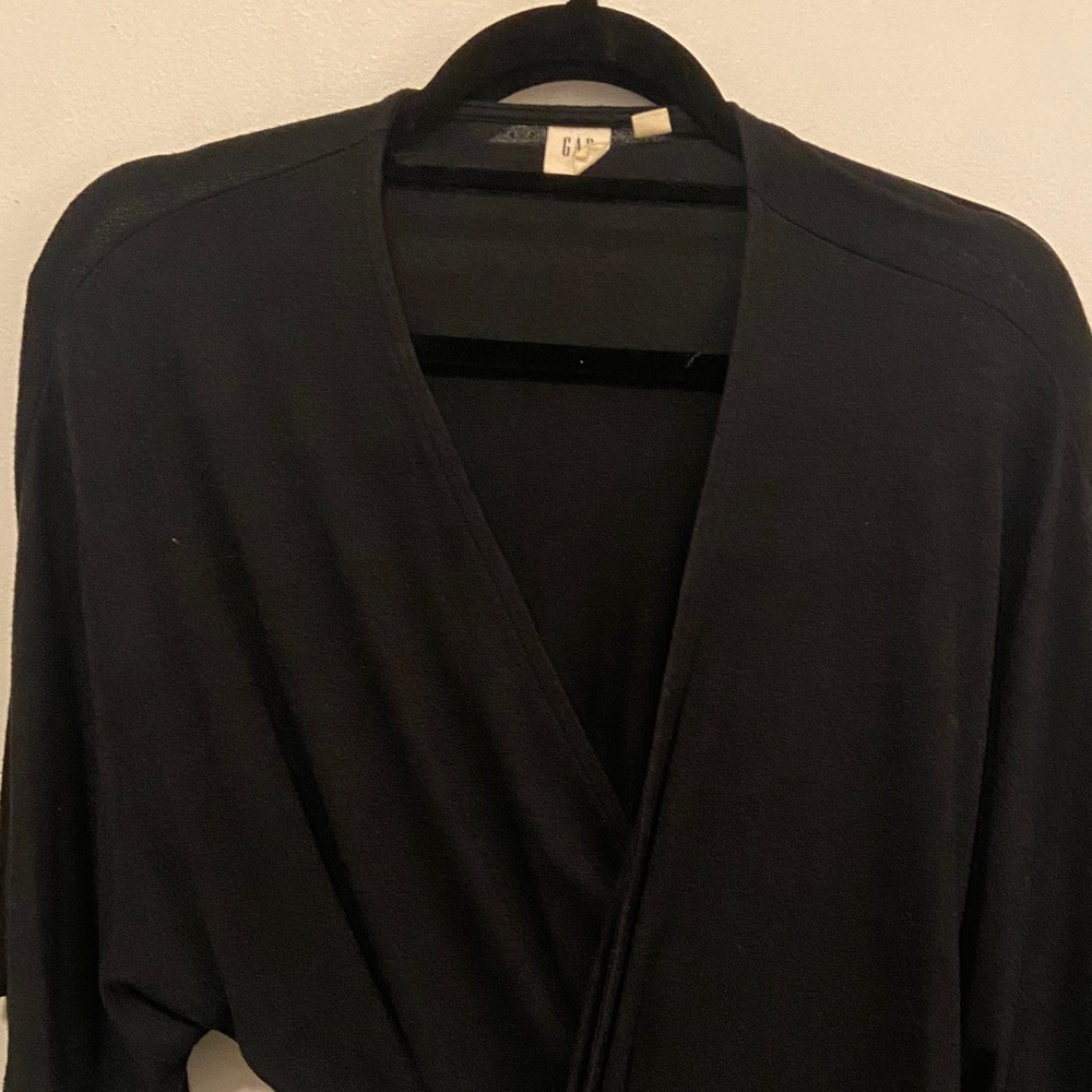 GAP Elegant Black Women's Wrap Top - Picture 4 of 5